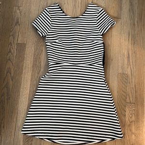 Topshop Dress with back cutout UK 8 EUR 36 US 4
